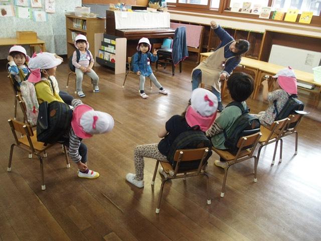 帰りのお集まり お当番の活動(年長児)